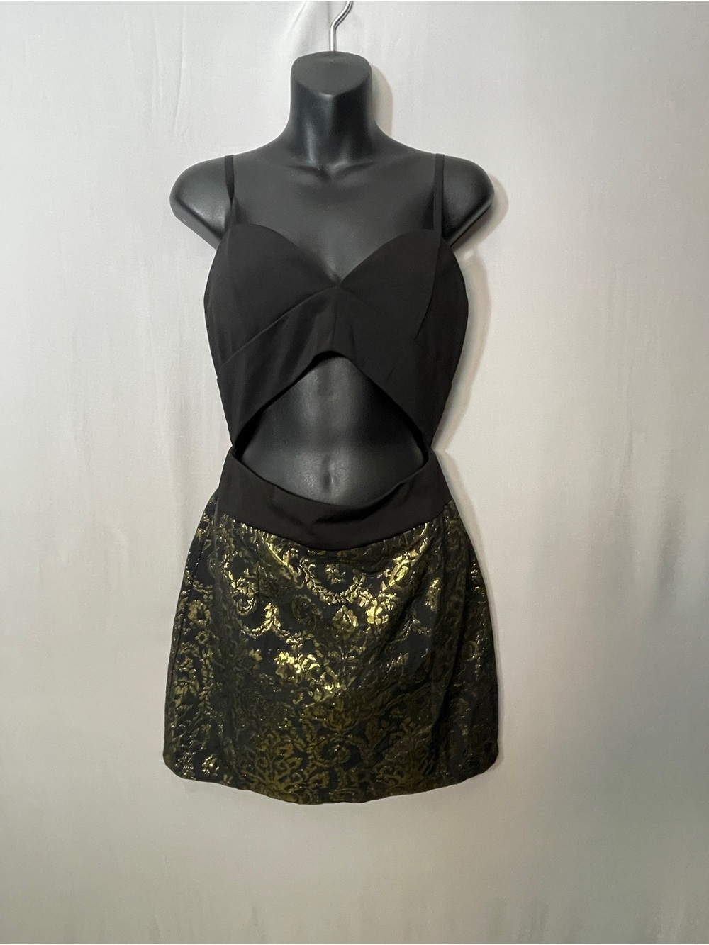 L'ATISTE by Amy Black Gold Floral Brocade Jacquard Cutout Mini Cocktail Dress M
